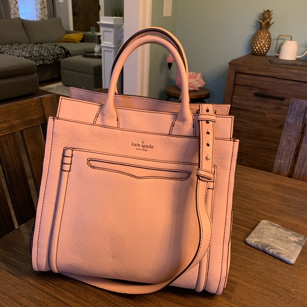 Kate Spade large tote ♠️ with shoulder strap .